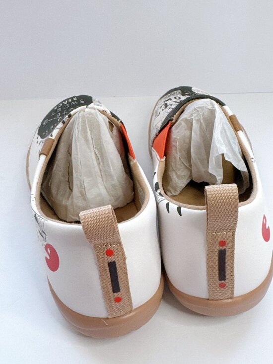 Men’s Size 11 UIN Man and Cat Art Travel Shoes Black White Slip On Loafer main image 8